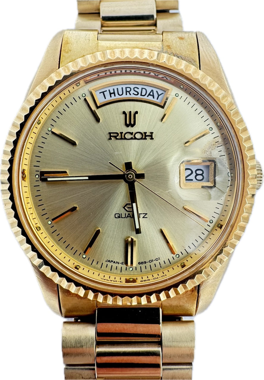 Vintage Ricoh 689-01-01 Day Date Men's Quartz Wristwatch Japan