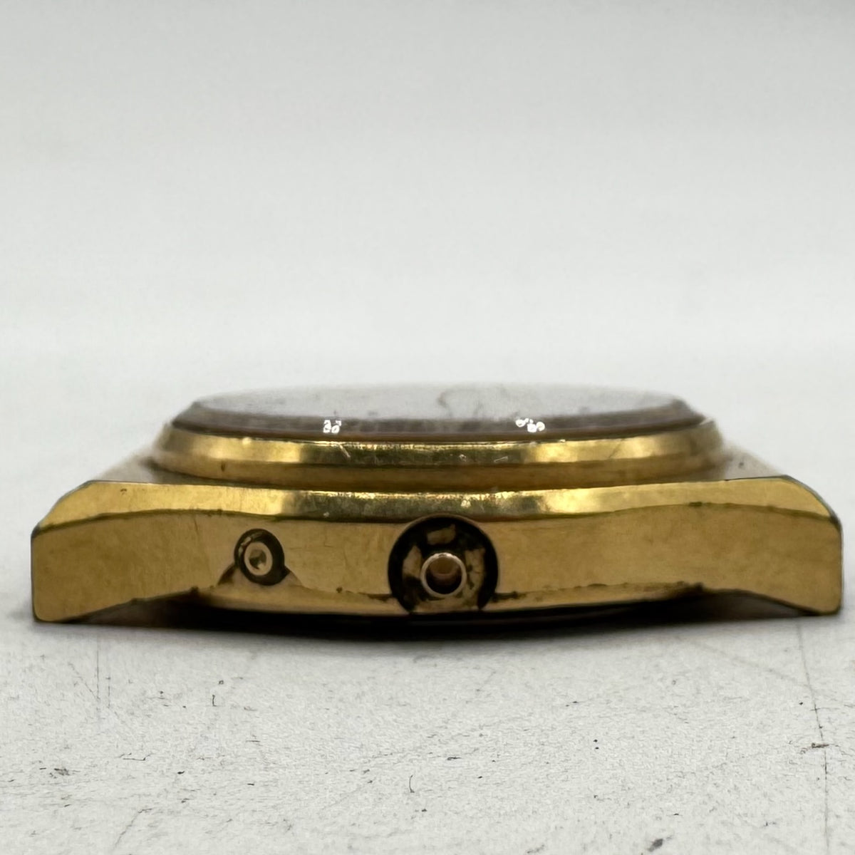 Bulova 242 1977