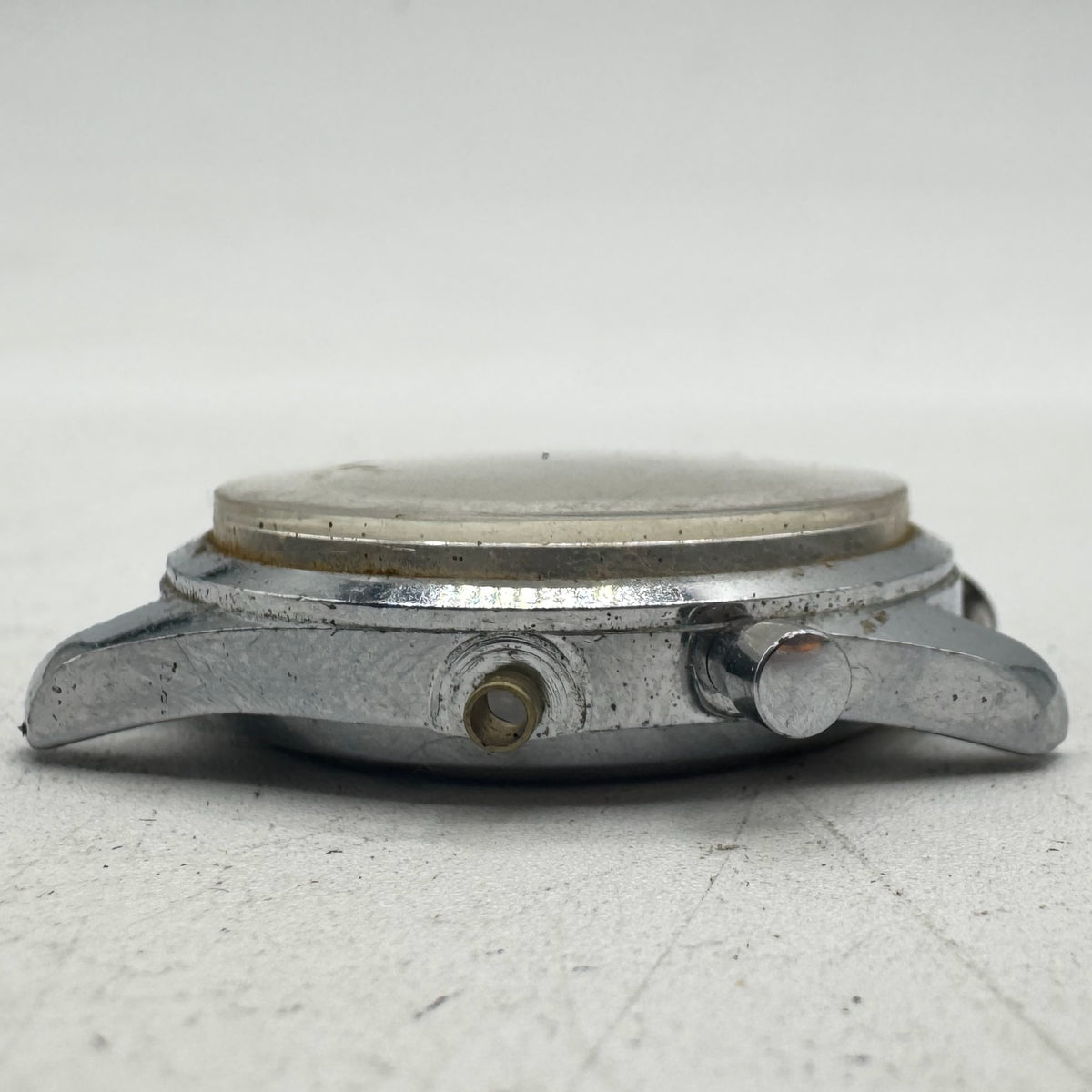 E. Gluck Dust Sealed