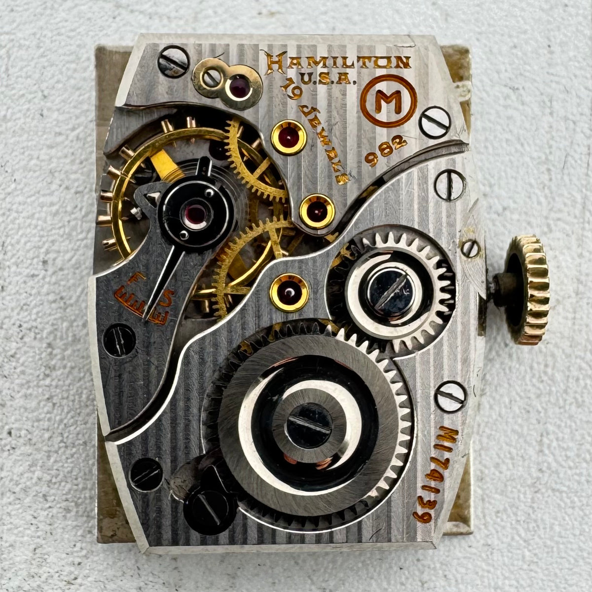 Hamilton Metallic Art Deco 1951