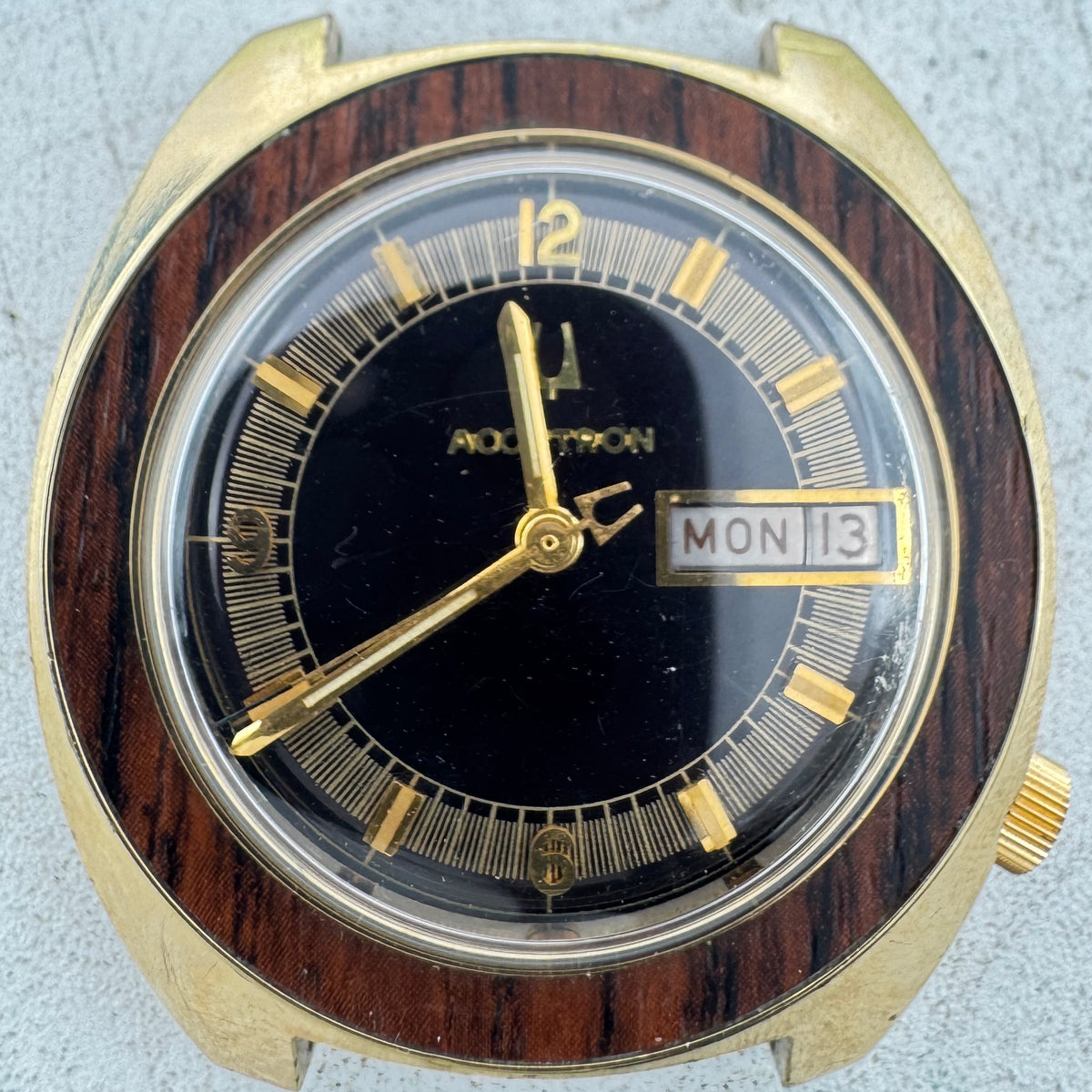 Bulova Accutron Woody Day Date 1976