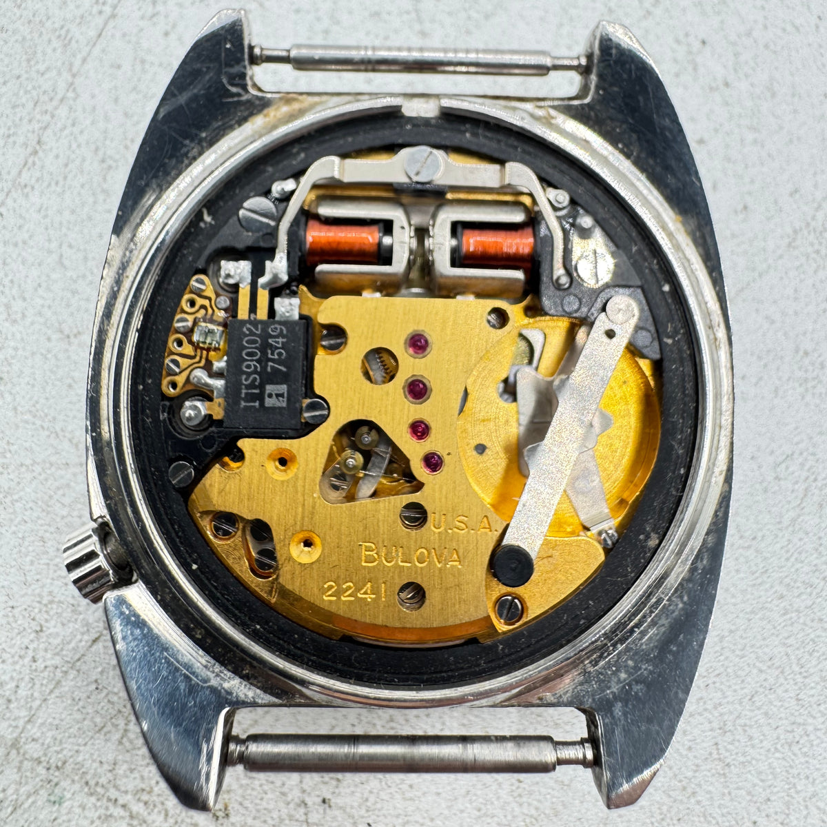 Bulova Diamond Accuquartz Date 1976