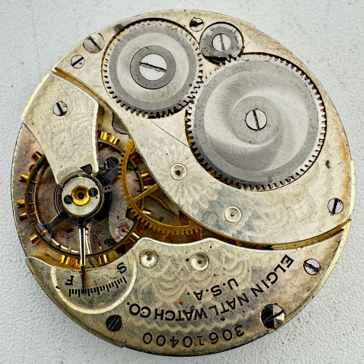 Elgin Gold Tone Metallic 1928