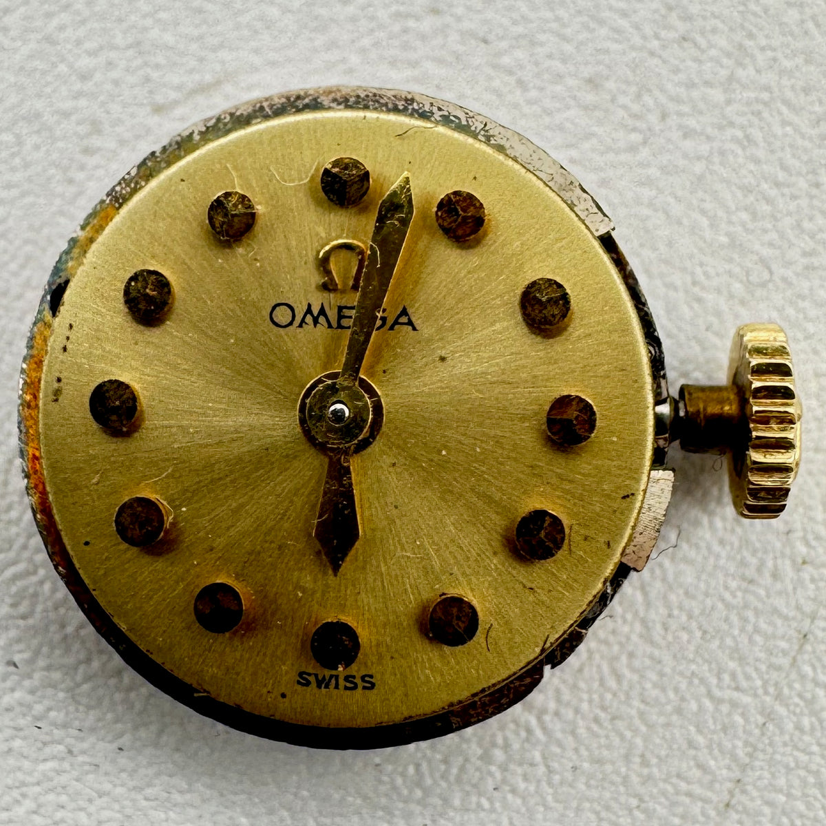 Omega Round Gold Tone Sunburst Dial