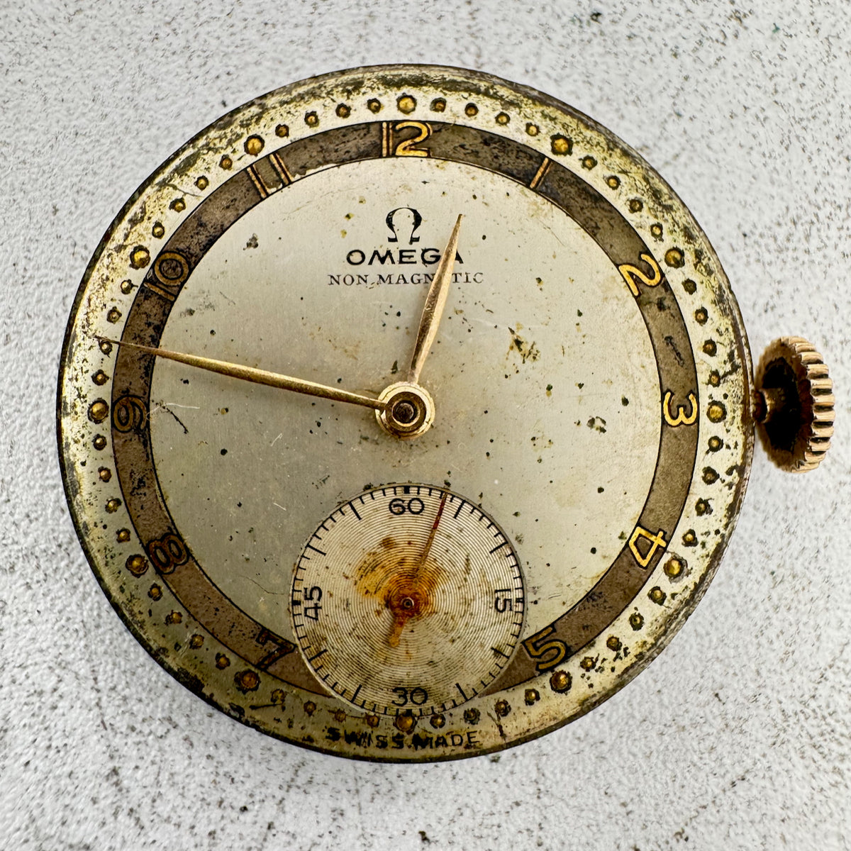 Vintage 28mm Omega 15 Jewel Mechanical Men's Wristwatch Movement 26.5 T3 Swiss