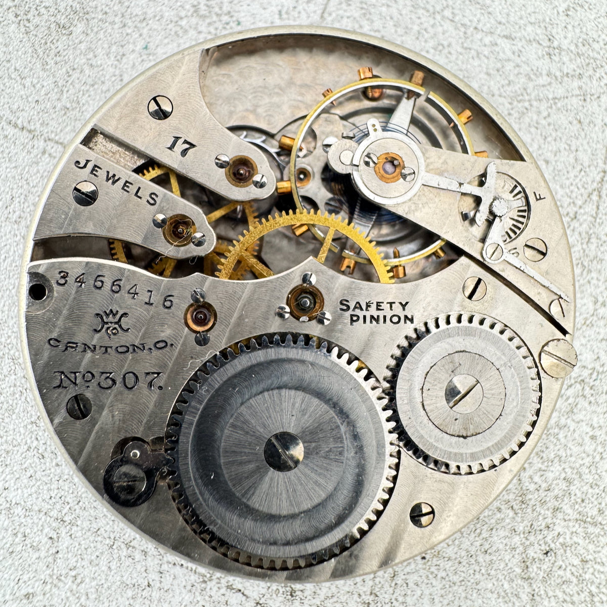 Antique 1916 Hampden Roman 17J Mechanical Pocket Watch Movement No. 307 fParts