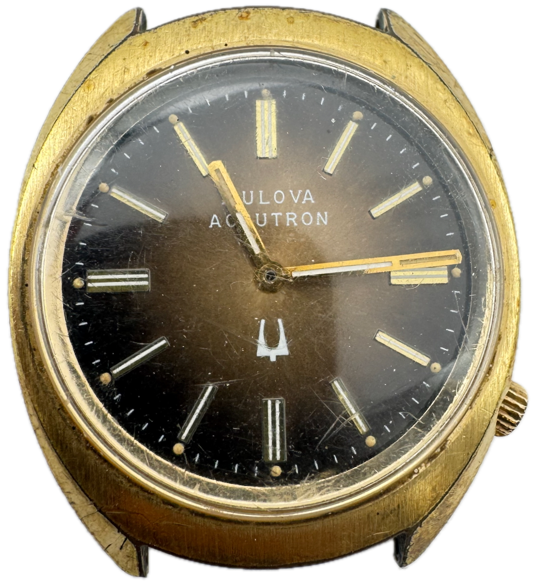 Vintage 34mm 1976 Accutron Yellow Sunburst Men's Tuning Fork Wristwatch 218