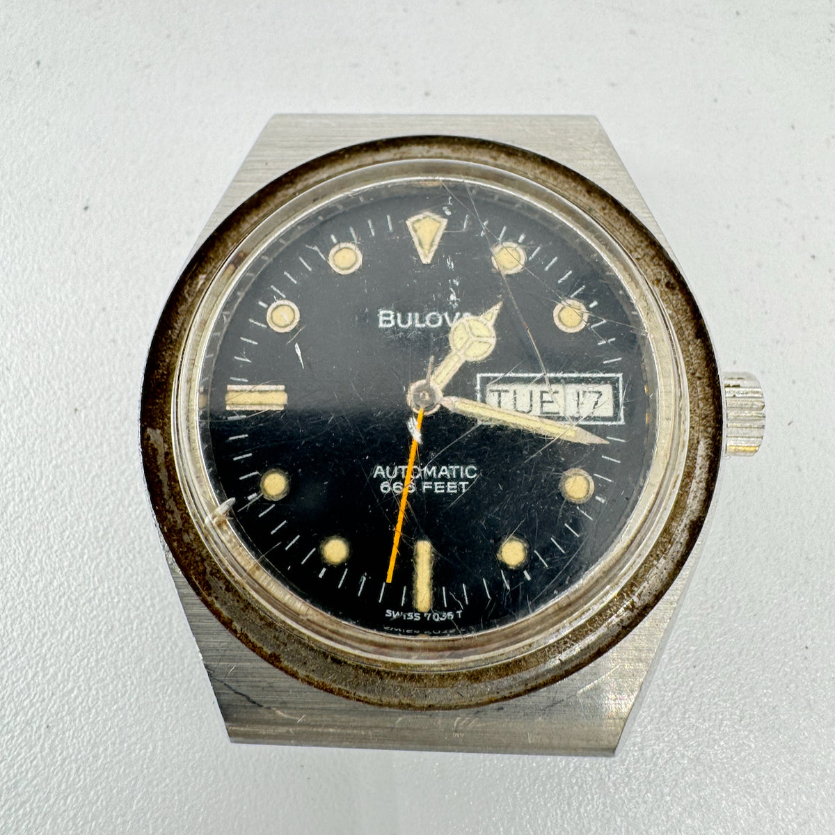 Vintage 37mm Bulova Devil Diver 17 Jewel Men's Automatic Wristwatch Swiss Steel