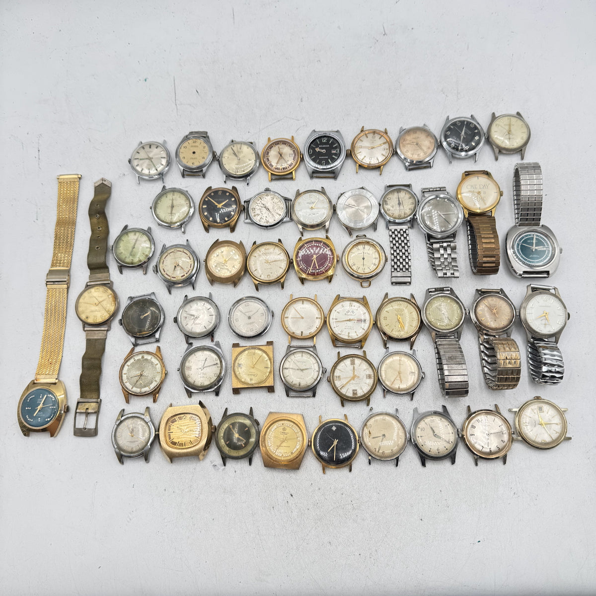Vintage Waltham, Benrus, Seiko, etc. Lot of 50 Men's Mechanical Wristwatch 4